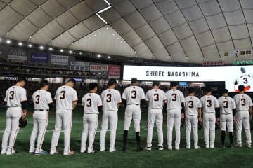 「始球式豪華すぎて泣いた」　長嶋さん追悼に集った5人の巨人超大物にネット騒然「もう二度とない」