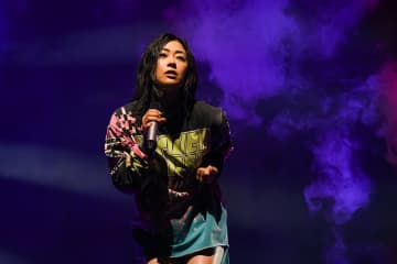 宇多田ヒカル、デビュー26年で国内フェス初出演　SONICMANIAにサプライズ登場
