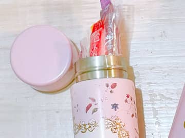 『小さい水筒』を持ち歩く母　出てきたモノが？「その手があったか」「マネさせていただきます」