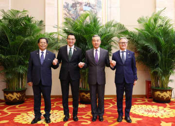 中国・ラオス・ミャンマー・タイ外相非公式会合開催