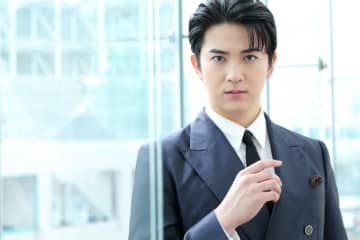 甲斐翔真、コロナ禍と共に始まった舞台人生　乗り越えた今、より楽しんで舞台に向き合える