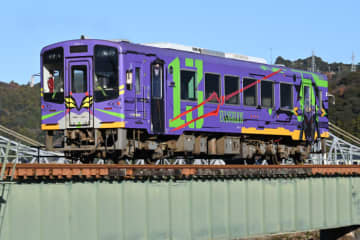 アニメ聖地路線開業や次世代車デビューなど 【鉄道 何の日 今週は？】8月18日〜24日