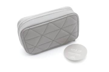 スリコさん…こういうのが良いのよ！コンパクトなだけじゃない！見た目も機能性も抜群なポーチ