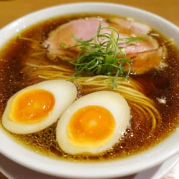 ラーメン1杯で塩分過多？ 健康志向なら魚介系スープを！