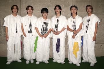 LIL LEAGUEが「2025神宮外苑花火大会」にて『真夏ノ花火』をパフォーマンス！