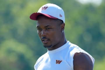 コマンダースがPUPリストのWRマクローリンをアクティブ登録