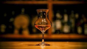 【新宿三丁目】『BAR SHINJUKU WHISKY SALON』では、金曜・土曜日の昼営業(15時から)をスタート！