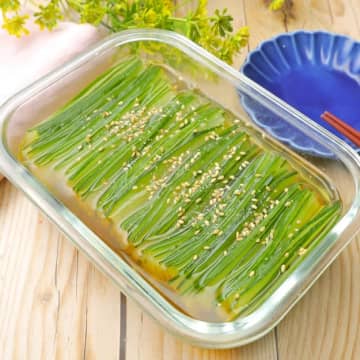 【コレ作るためにきゅうり買ってきた】「夏にぴったり」「冷蔵庫にあって助かった〜」切って漬けるだけの簡単副菜レシピ