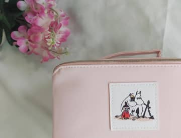 実用的なムーミン付録が登場！同時発売のMOOMIN『ポーチ3点セット』＆『コスメ収納ケース』どちらもかわいい