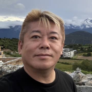 ホリエモン、祭りの屋台に「マジクソ」と怒り爆発！味とキャッシュレス決済が出来ない不便さを辛辣に批判
