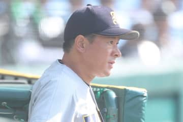 甲子園中継が何度も捉えた“行動”「ほんとに素敵な監督」　寄り添う姿にXで称賛の声