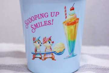 【ディズニー実物レビュー】良デザインで実用的！「スーベニア夏タンブラー」は日常で大活躍まちがいなし♪