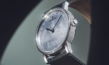 本物の銀貨を使用！「コインウオッチ」60周年を祝うコルムの限定モデルが日本上陸