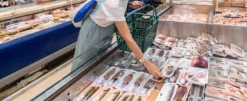 ひろゆき、日本の漁獲量が”激減”している現状を『日本人の問題』『（うなぎの時に）”食べて応援”とか…頭のおかしい民族』と一刀両断…ネットでもコメント殺到「根こそぎが日本の漁業だからね」「先進国がとっている制度を導入すべき」「シラス漁が一番の悪だと思うんだよな」