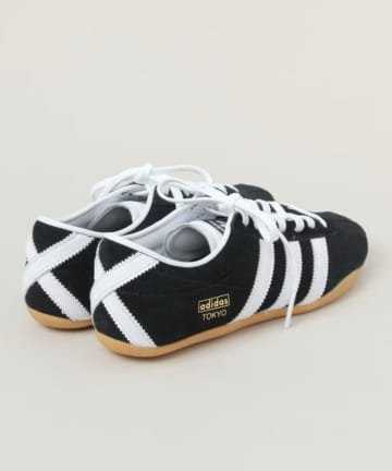 【adidas】コーデを締める♡「黒色スニーカー」