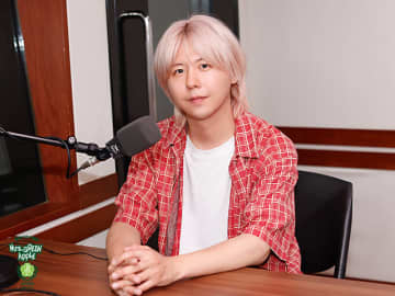 Mrs. GREEN APPLE藤澤涼架「やっぱりいい曲だね！」「外で、日暮れとともに…ロケーションも完璧で気持ちよかった！」“念願の楽曲”を演奏した『FJORD』を振り返る