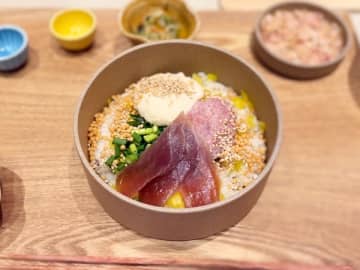 【京都駅】夏の移動でほっと一息♡「おぶや」の漬鮪と葱とろろが絶品すぎた