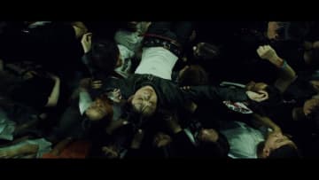 ELLEGARDEN、アニメ『ONE PIECE』OP「カーマイン」MV公開　ファン300人とのライブシーンを収録
