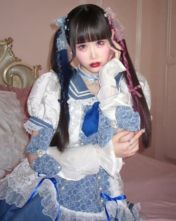 「心身共に崩壊して」パートナーの浮気・妊娠スキャンダルのゆりにゃ、背骨が浮き出る激痩せ姿を公開