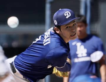 お粗末！ドジャース佐々木朗希、97日ぶり復帰登板も6安打3失点、奪三振0、3回途中降板