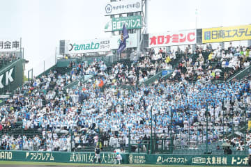 「頭から離れない」甲子園どよめく演奏…SNSでも話題、ノリノリで「眠気も飛びました」