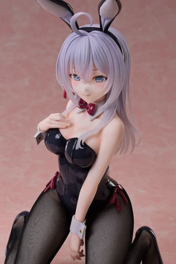 「ロシデレ」大胆なバニーフィギュアが登場！ アーリャ&周防有希の牛モチーフ水着衣装フィギュアも
