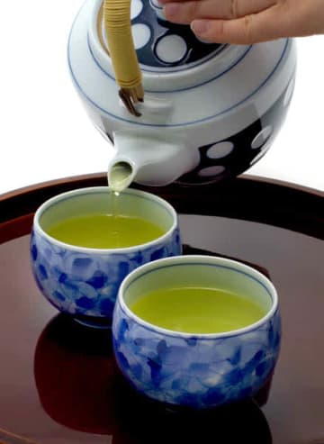 毎食後の「濃い緑茶」が脂肪を減らす…多くの研究で明らかに【賢くラクに脂肪肝を解消する】#4