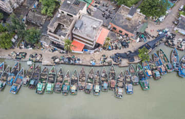 夏季休漁明けも熱帯低気圧発生で出港見合わせ　中国海南省