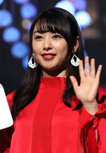 「いろっぽ」桜井日奈子の浴衣ショットに絶賛の声「似合いすぎる」「ため息出るほど美しい...！」