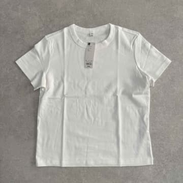 「イロチ買いもあり！」「一年中使える！」【GU】の「990円トップス」を使った「着回しコーデ」