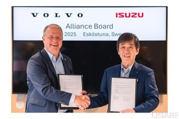 大型トラック用プラットフォーム開発へ　いすゞとボルボ契約締結