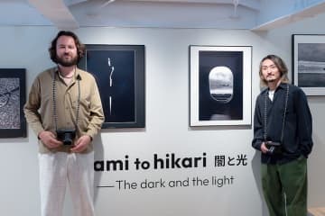 ワンオクのアートワークがきっかけだった！ Ryota＆アラン・シャーラー写真展で2人にインタビュー