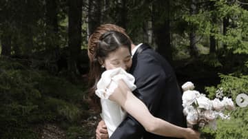 「結婚してもうすぐ1年」26歳美人モデル、サッカー日本代表・佐野海舟と結婚していた