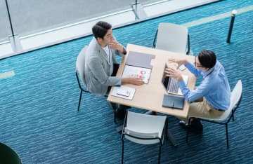 生成AI活用、企業の4分の1どまり 人材不足で中小企業に普及の壁