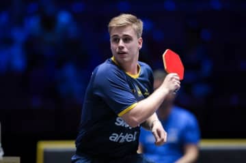 ＜卓球＞張本智和、モーレゴードからスウェーデンの寿司をごちそうされる