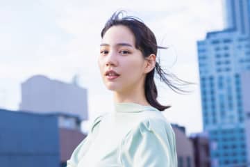 のん「現実に目を向けられるきっかけになれば」　『この世界の片隅に』終戦80年上映に寄せて