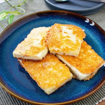 【豆腐×チーズで秒で消える！】「やば…うまっ！」フライパンで作る激うまおつまみ