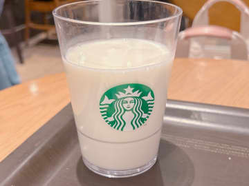 スタバの人気裏メニュー「ホワイトチョコレート」とは？気になる注文方法やおすすめカスタムを紹介！