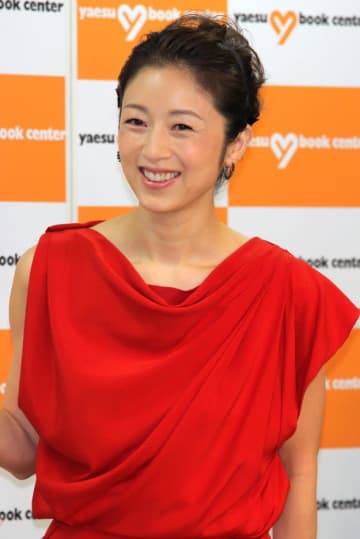 高岡早紀、人気俳優との「女史会」2ショットを披露→「お顔がそっくり」「姉妹みたい」と話題に