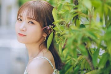 秋元真夏が明かす、結婚観＆理想のパートナー「両親の関係性に憧れています」