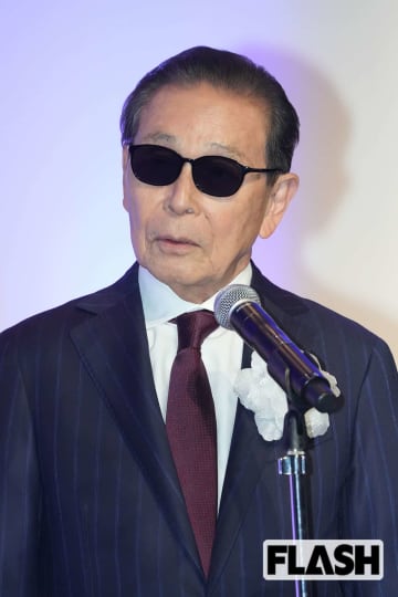 タモリ「傘寿」目前にKing Gnu常田大希とのツーショット披露…相変わらずの“年齢不詳”ぶりに集まる驚き