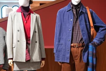 ユニクロ25年秋冬、新型バギーカーブジーンズや裏地チェックのショートブルゾン