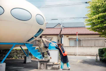 群馬・前橋にある建築遺産『FUTURO』で “レトロフューチャー” を撮影してみない？
