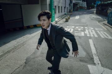 戦慄のデジタルスリラーの傑作『殺人配信』、カン・ハヌルが連続殺人事件に挑む緊張感MAXな場面写真一挙解禁…日本のファンに向けたメッセージ動画も到着
