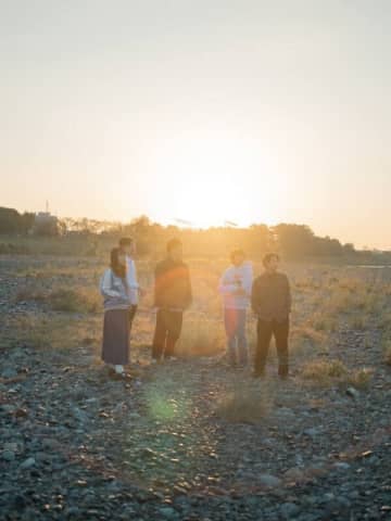 エイプリルブルー、2ndアルバム『yura』が本日レコードリリース