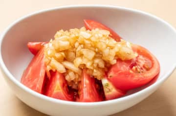無限に食べられちゃう！「トマト×ごま油」であと一品