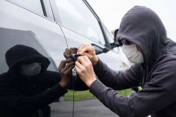 クルマの盗難から愛車を守るためのセキュリティ対策と基礎知識