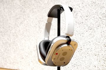 Nothing初のワイヤレスヘッドホン「Headphone (1)」。KEFとサウンドを共同開発