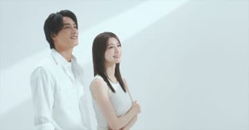 生見愛瑠 “人生でこれだけは保証してほしいもの”は「絶対に美味しいごはん！」さらに“お店を選ぶ基準”とは