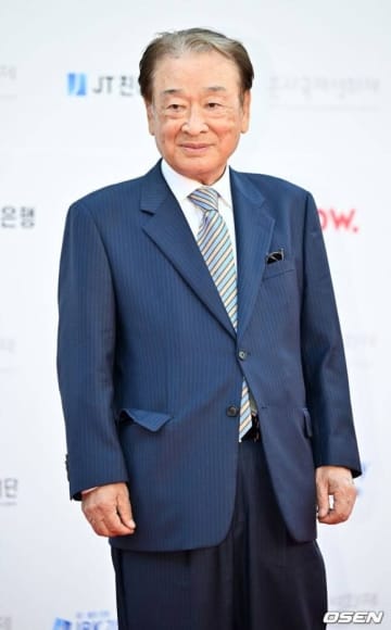 現役最高齢の俳優イ・スンジェ、再び健康不安説が浮上も…関係者がコメント